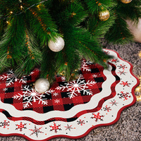 Buffalo Plaid Snowflake Christmas Tree Skirt Christmas Tree Skirt Red and Black Xmas Tree Skirt-90cm