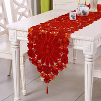 Red Daisy Table Runners Embroidered Flowery Applique Floral Cutwork Table Linen